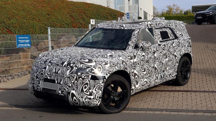 Η Land Rover ετοιμάζει το μικρότερο Defender όλων των εποχών